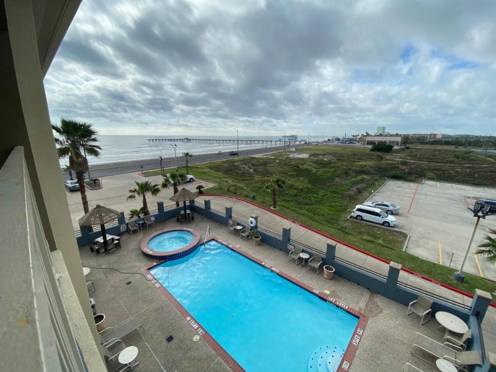 Galveston Beach Hotel Image 11